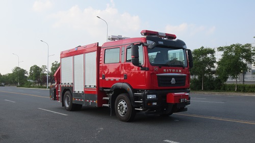 重汽汕德卡搶險(xiǎn)救援消防車(chē)